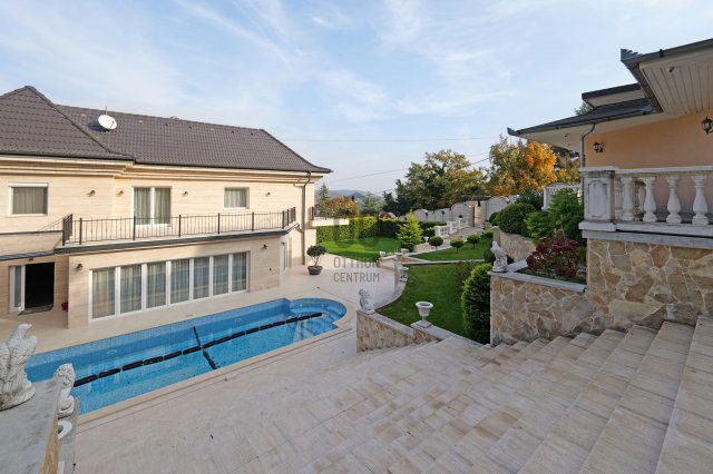 Eladó ikerház, Budapesten, II. kerületben 575 M Ft, 5 szobás