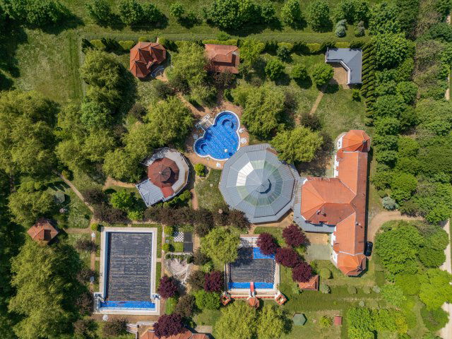 Eladó ipari ingatlan, Pusztaszentlászlón 620 M Ft