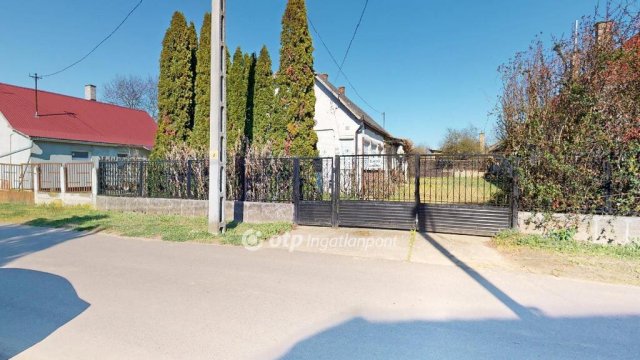 Eladó családi ház, Vaján 11.9 M Ft, 2+1 szobás