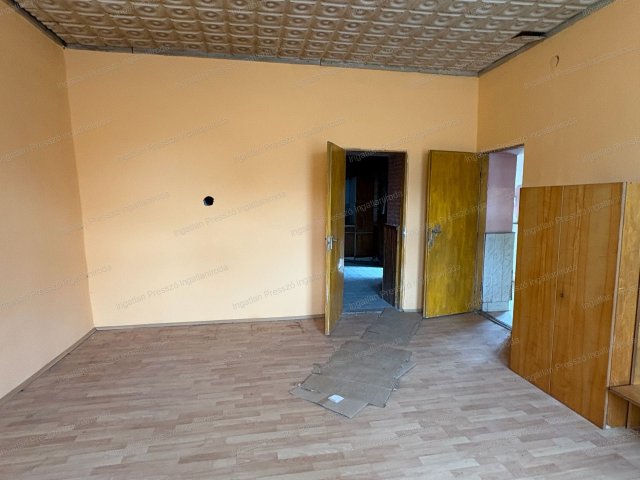 Eladó családi ház, Kemenespálfán 7.5 M Ft, 3 szobás