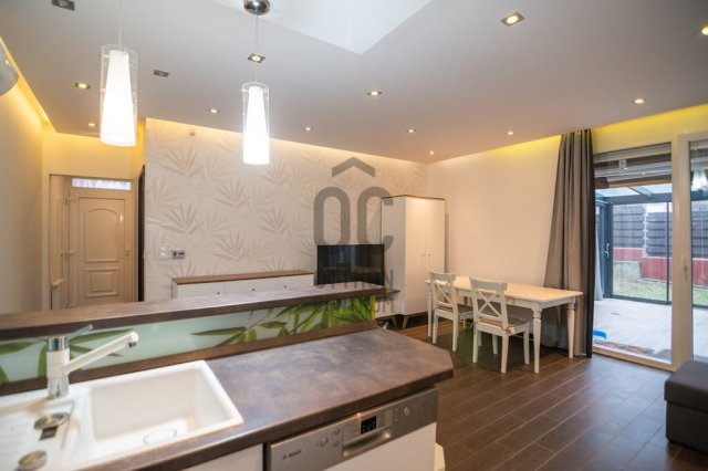 Eladó téglalakás, Budapesten, XI. kerületben 138 M Ft, 3 szobás