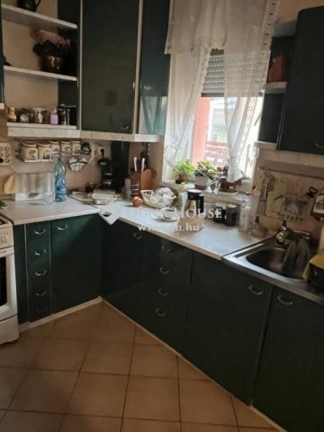 Eladó családi ház, Budapesten, XVIII. kerületben 120 M Ft