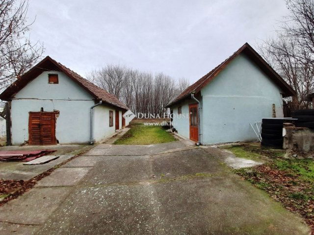 Eladó családi ház, Tóalmáson 51.9 M Ft, 5 szobás