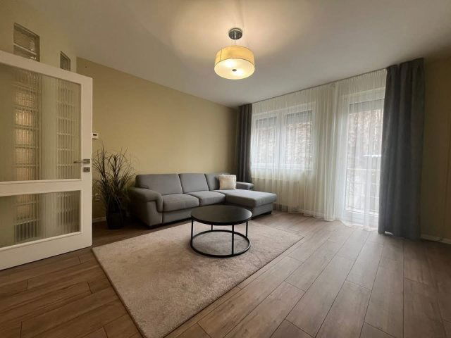 Kiadó téglalakás, albérlet, Kecskeméten 220 E Ft / hó