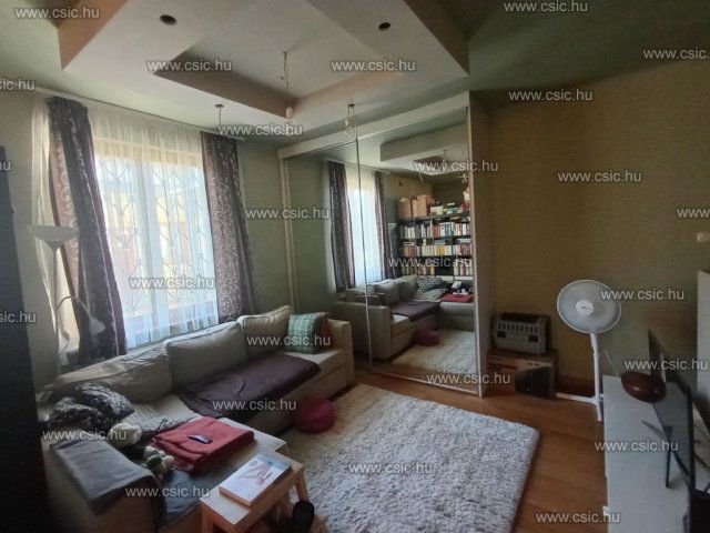 Eladó téglalakás, Budapesten, V. kerületben 91.9 M Ft, 1 szobás