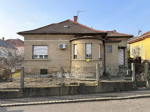 Eladó családi ház, Miskolcon 79.9 M Ft, 3 szobás