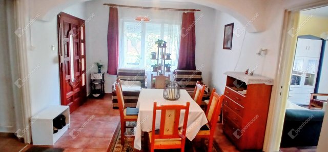 Eladó családi ház, Csesztregen 35.9 M Ft, 3 szobás