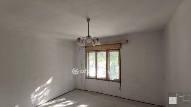 Eladó családi ház, Dörön 19.9 M Ft, 2 szobás
