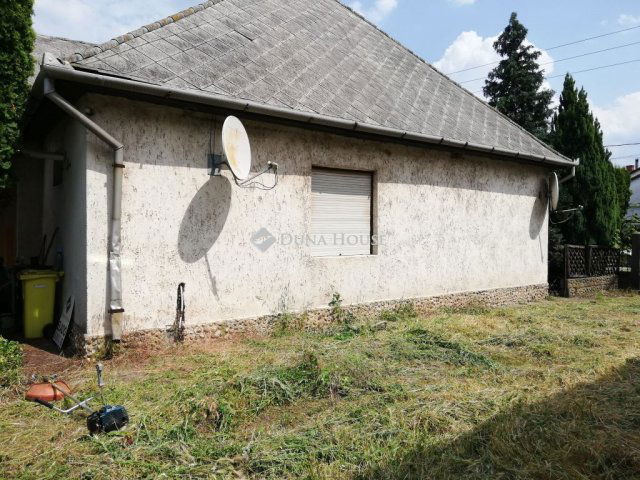 Eladó családi ház, Hejőkeresztúron 23 M Ft, 3 szobás