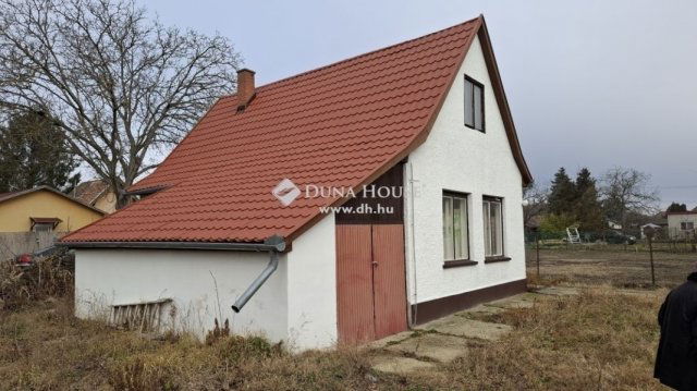 Eladó családi ház, Halásztelken 44 M Ft, 2 szobás