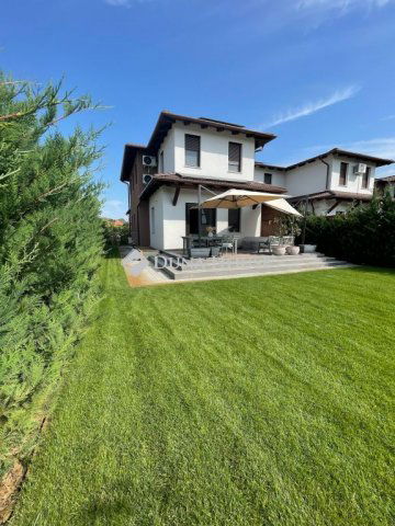 Eladó ikerház, Sződligeten 179 M Ft, 5 szobás