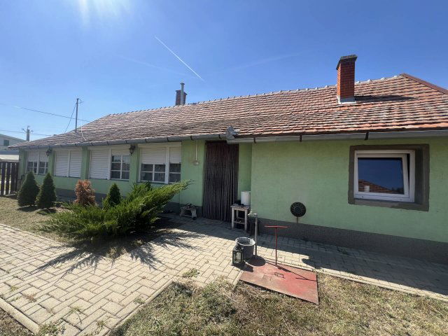 Eladó családi ház, Körösladányban 11.5 M Ft, 2 szobás