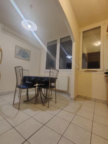 Eladó téglalakás, Szegeden 58.9 M Ft, 1 szobás