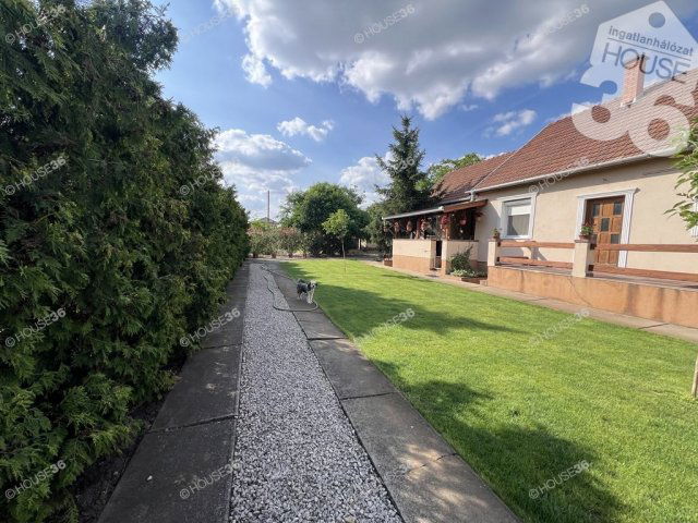 Eladó családi ház, Kecskeméten 88.5 M Ft, 5 szobás