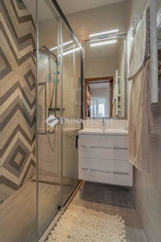 Eladó családi ház, Budapesten, XVIII. kerületben 249 M Ft