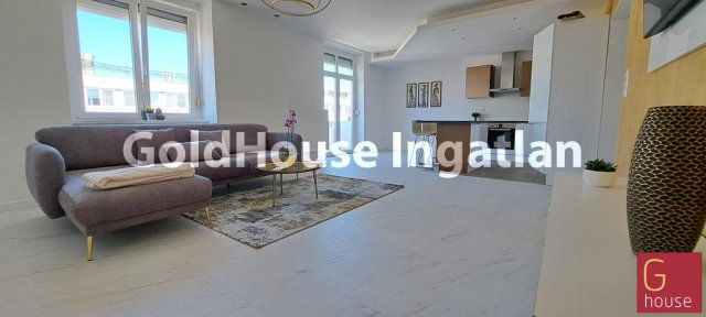 Kiadó téglalakás, albérlet, V. kerületben, Honvéd téren