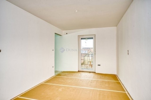 Eladó ikerház, Budapesten, XVIII. kerületben 135.5 M Ft, 5 szobás