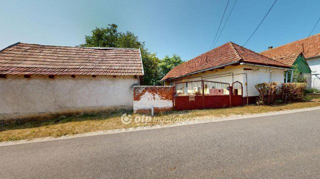 Eladó családi ház, Tarcalon 13.5 M Ft, 1 szobás