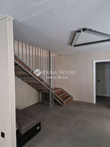 Eladó iroda, Budapesten, X. kerületben 54.08 M Ft, 3 szobás