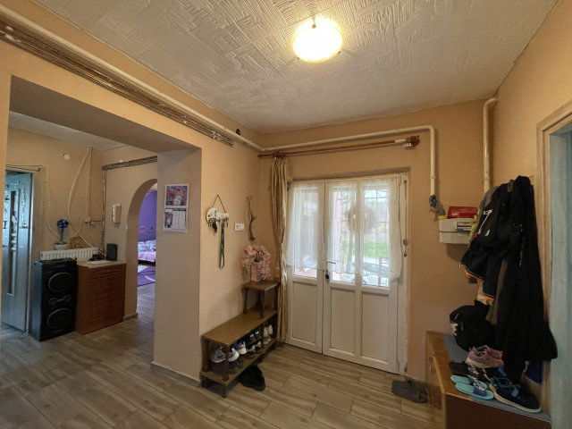 Eladó családi ház, Döbröközön 23.5 M Ft, 3 szobás