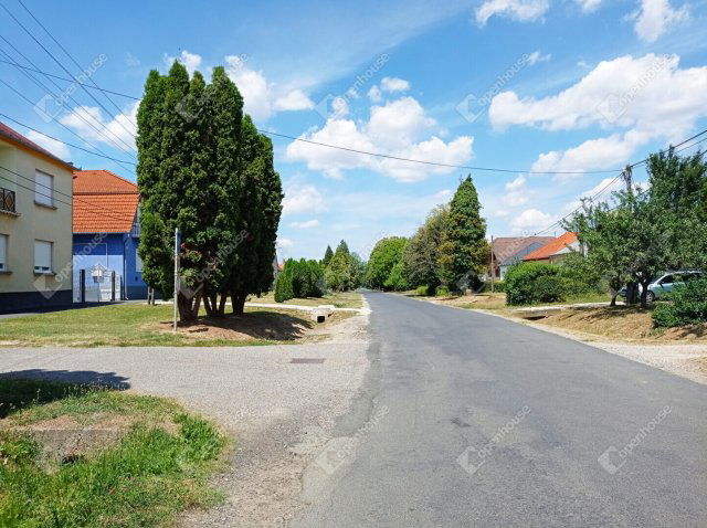 Eladó családi ház, Sormáson 12 M Ft, 3 szobás