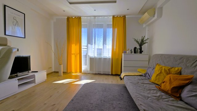 Eladó téglalakás, Budapesten, XIII. kerületben, Váci úton