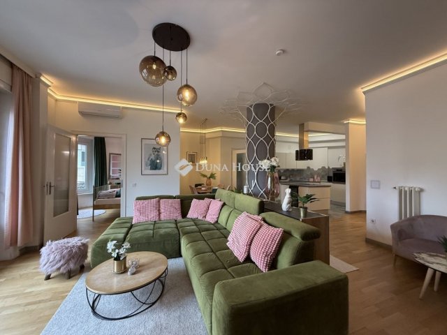 Kiadó téglalakás, albérlet, Budapesten, VI. kerületben