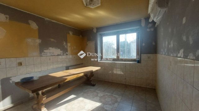 Eladó családi ház, Pécsudvardon 29 M Ft, 2 szobás