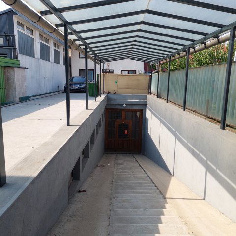 Kiadó ipari ingatlan, Budapesten, XX. kerületben 200 E Ft / hó