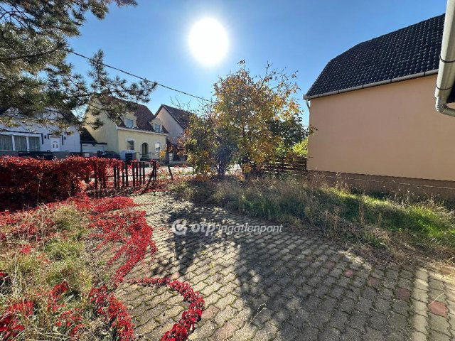 Eladó családi ház, Nyíregyházán 59.6 M Ft, 3+2 szobás