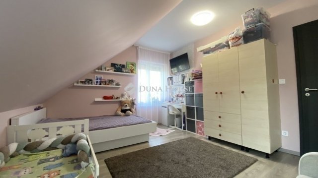 Eladó ikerház, Üllőn 105 M Ft, 4 szobás / költözzbe.hu