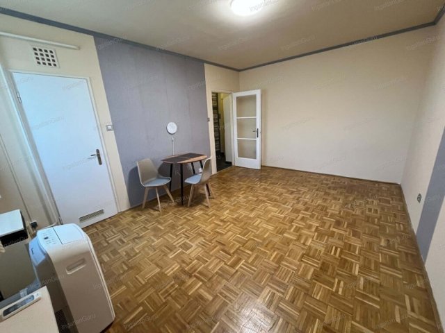 Kiadó téglalakás, albérlet, Kecskeméten 120 E Ft / hó