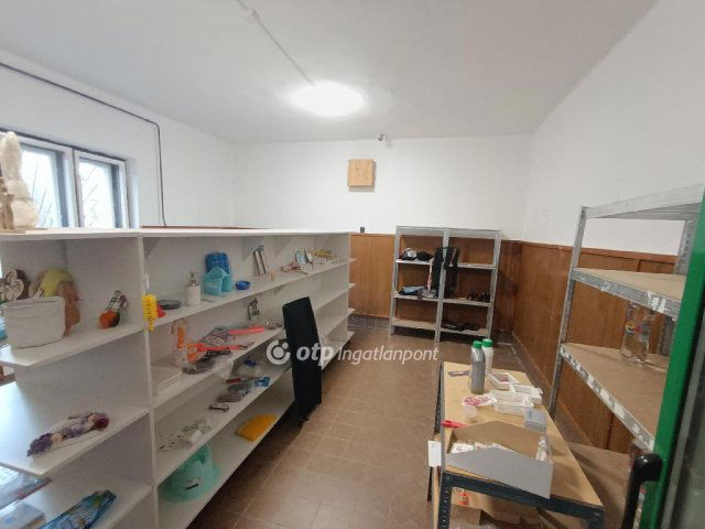 Eladó családi ház, Gyulaházán 16 M Ft, 2 szobás