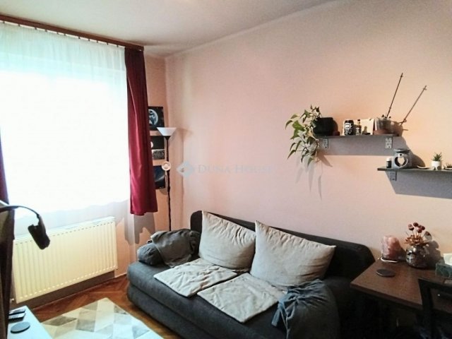 Eladó téglalakás, Vasváron 32 M Ft, 3 szobás