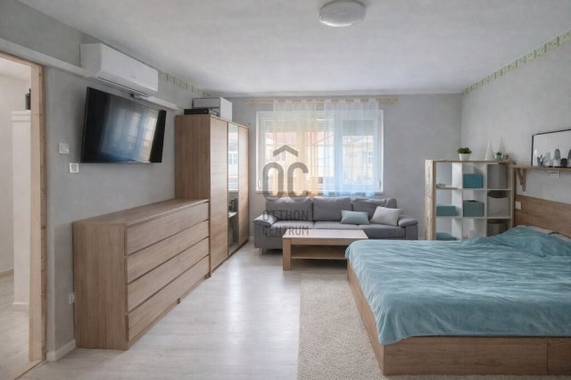 Eladó téglalakás, Székesfehérvárott 71 M Ft, 2+1 szobás