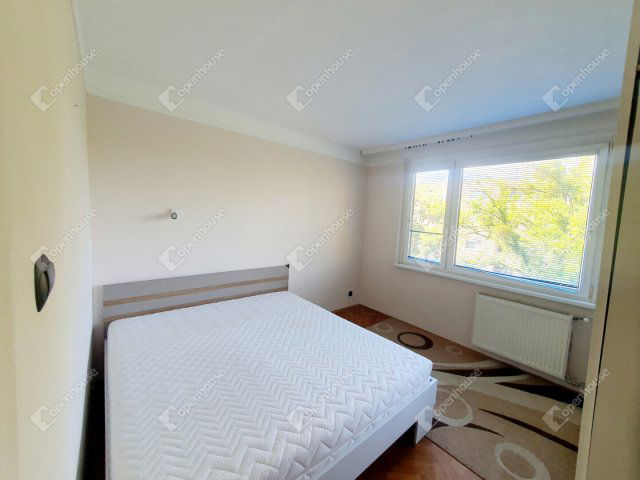 Kiadó panellakás, albérlet, Miskolcon 110 E Ft / hó, 3+1 szobás