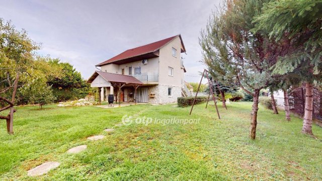 Eladó családi ház, Szikszón 42.5 M Ft, 5+1 szobás