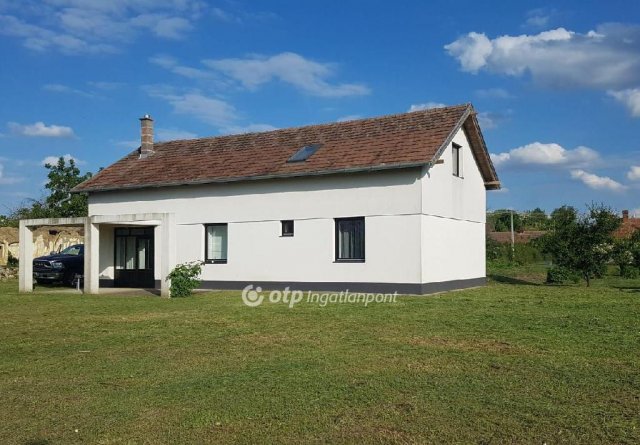 Eladó családi ház, Tiszaderzsen 63 M Ft, 2+2 szobás
