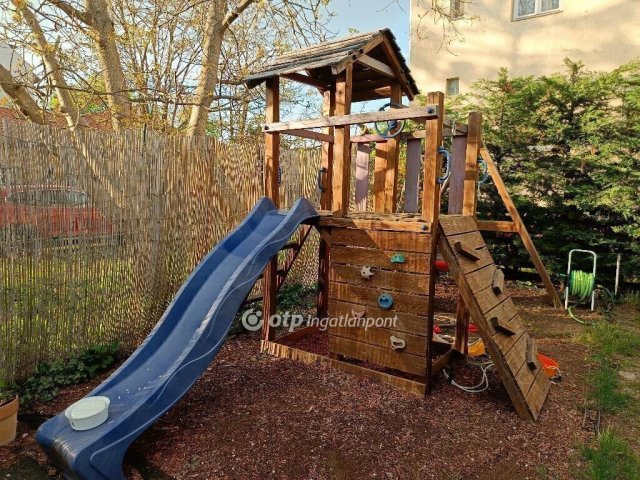 Eladó téglalakás, Budapesten, XV. kerületben 79.9 M Ft
