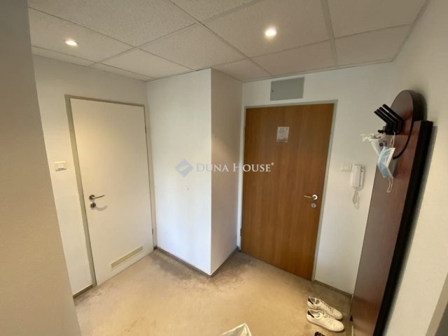 Eladó téglalakás, Budapesten, II. kerületben 72 M Ft, 2 szobás