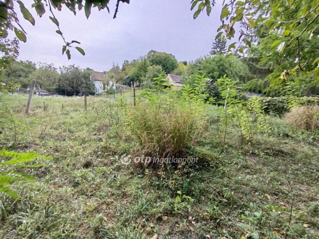 Eladó telek, Pécsett 9.9 M Ft / költözzbe.hu