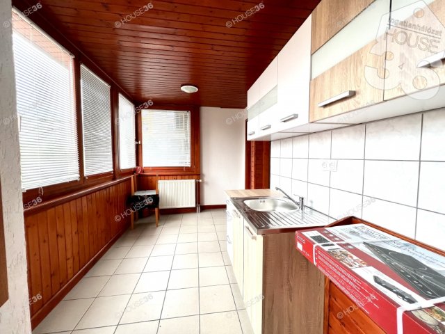 Eladó ipari ingatlan, Kecskeméten 155 M Ft / költözzbe.hu