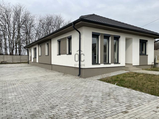 Eladó családi ház, Nyírpazonyon 78.9 M Ft, 6 szobás
