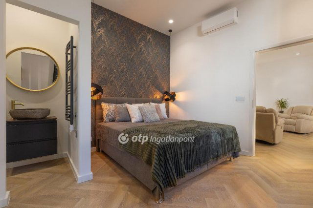 Eladó téglalakás, Budapesten, V. kerületben 225 M Ft, 3 szobás