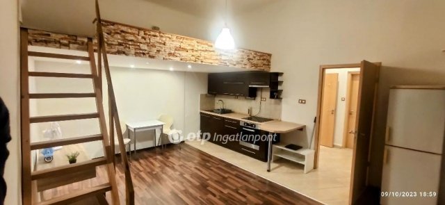 Eladó téglalakás, Budapesten, VI. kerületben 84.9 M Ft, 2 szobás