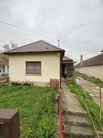 Eladó családi ház, Pátyon 89.9 M Ft, 4 szobás