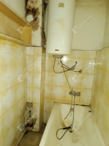 Eladó családi ház, Fertőszentmiklóson 16.5 M Ft, 2 szobás