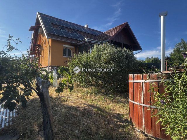 Eladó családi ház, Pákozdon 115.5 M Ft, 4 szobás