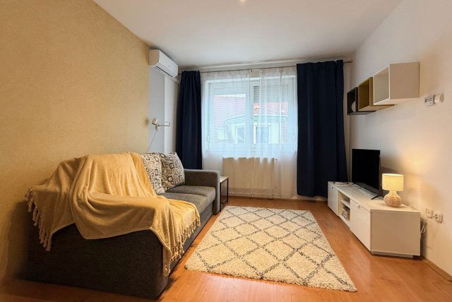 Kiadó téglalakás, albérlet, Debrecenben 220 E Ft / hó, 2 szobás