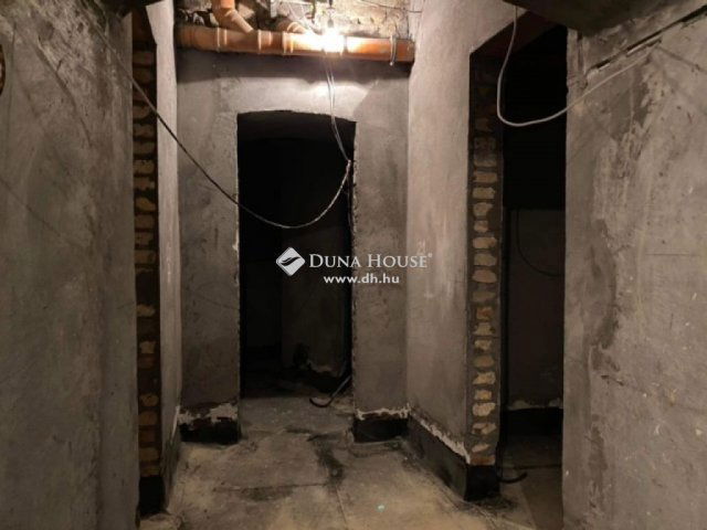 Eladó üzlethelyiség, Budapesten, IX. kerületben 79.9 M Ft